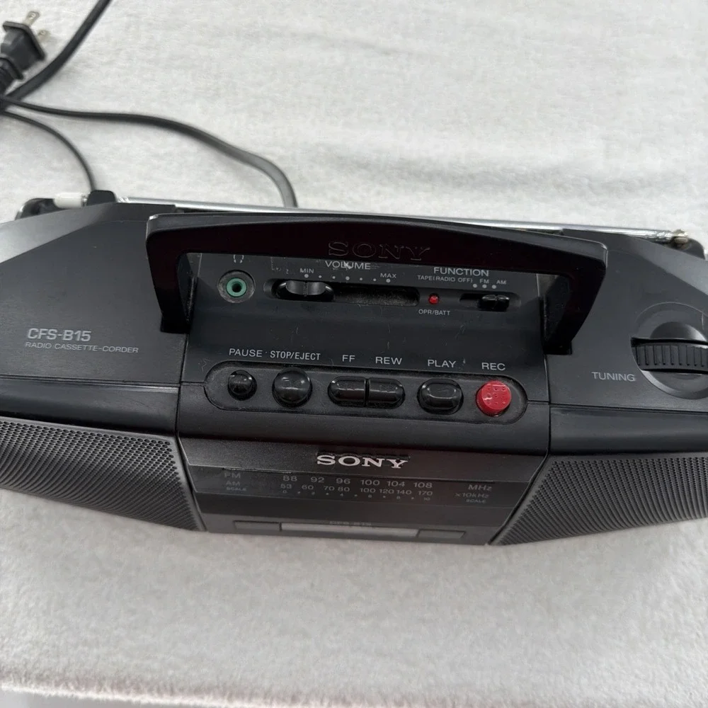 Sony CFS-B15 AM/FM Radio Cassette Recorder Portable Boombox Stereo - TESTED -